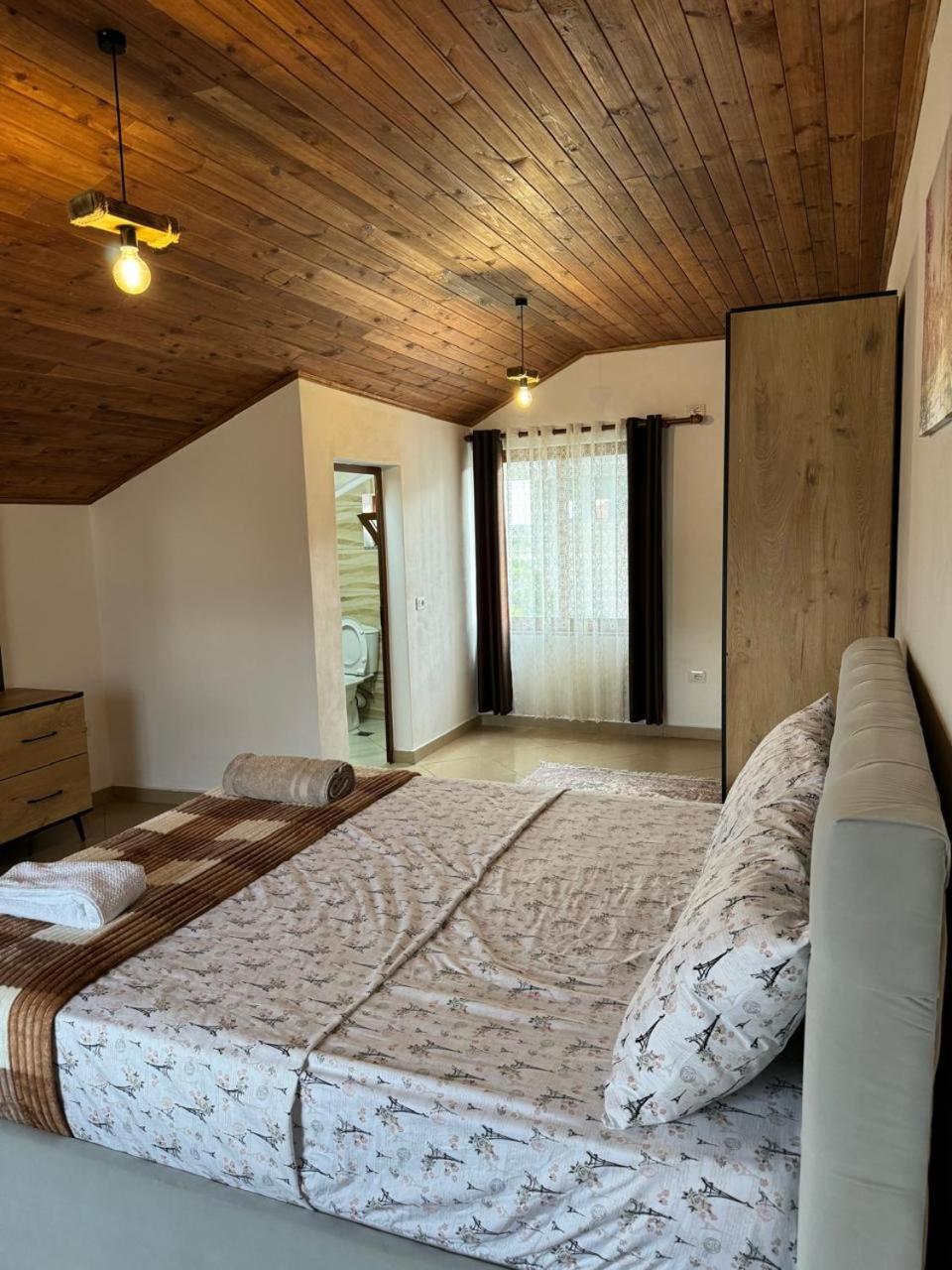 Villa Zefi Rrenc Papaj Bagian luar foto